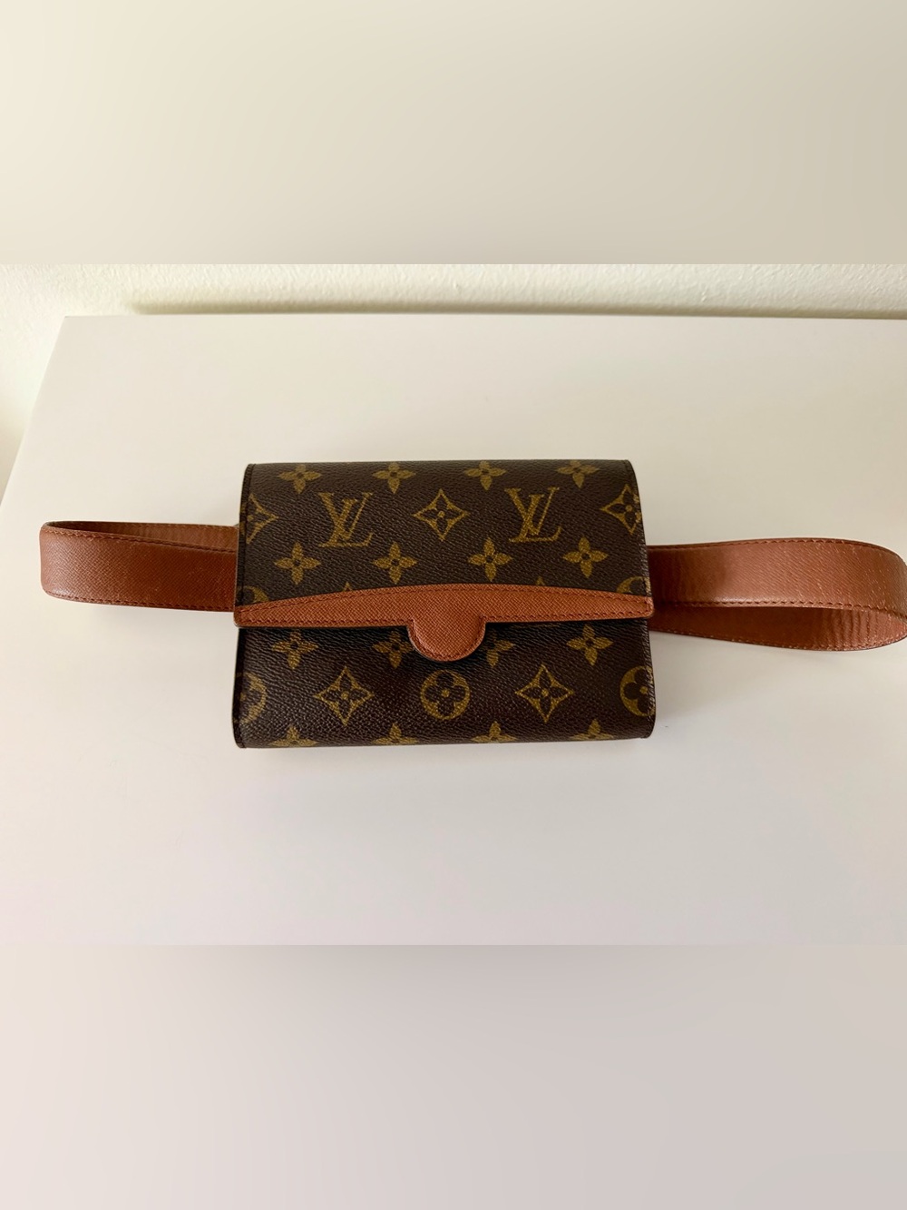 Authentic LOUIS VUITTON Monogram Arche belt bag/ fanny pack - Picture 12 of 16